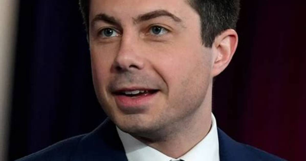 Pete Buttigieg (Mayor) Biography, Wiki, Age, Net Worth, Height, Husband, Education, Donations, Wife, Military, Married, Father, President, and Quotes