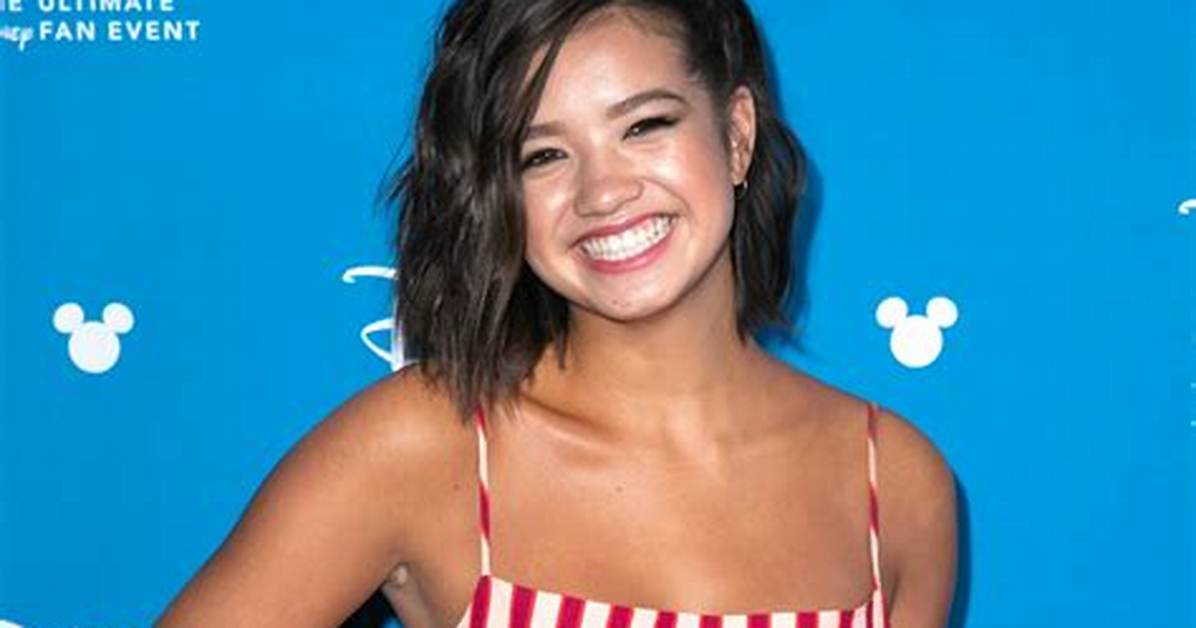 Peyton Elizabeth Lee Net Worth: Bio, Wiki, Age, Parents, and Boyfriend