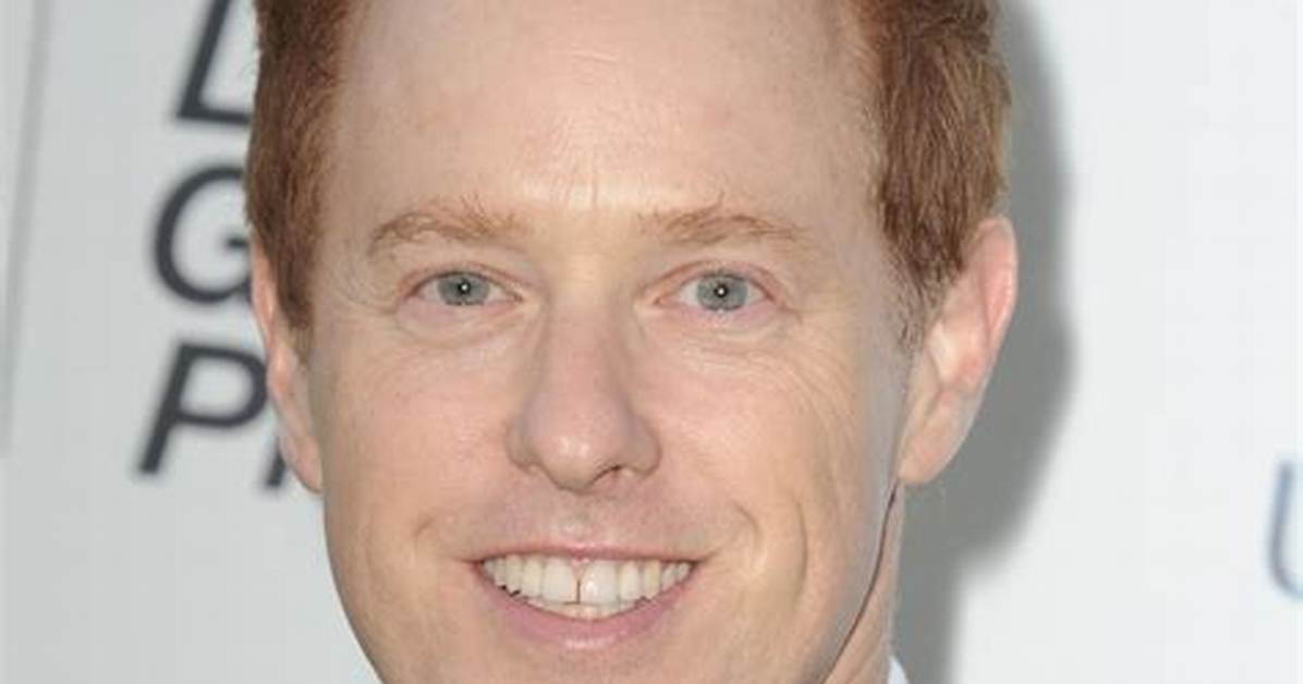 Raphael Sbarge, Avatar, Movies and Tv Shows, Wife, Net Worth, Gracie
