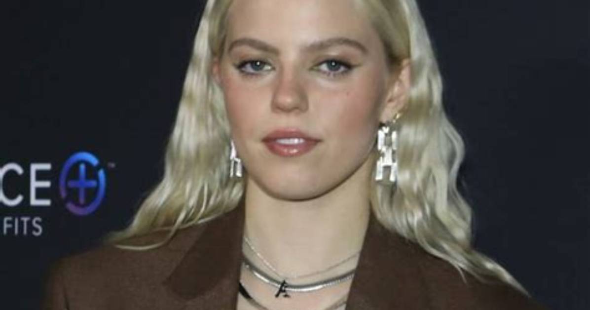 Renee Rapp Age, Height Weight: How Old/Tall Is Renee Rapp? Boyfriend, Wiki Facts