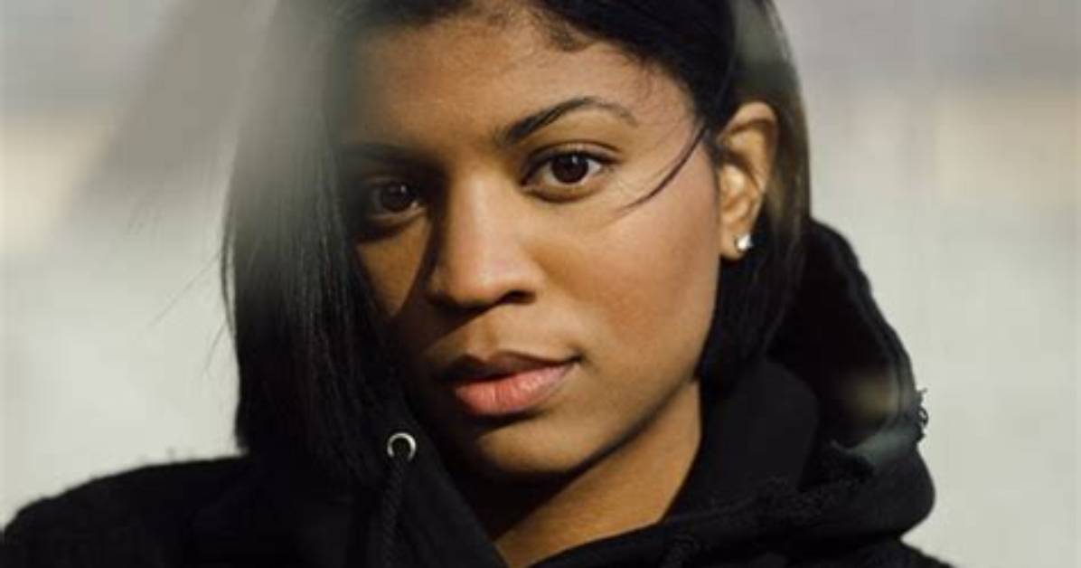 Renell Medrano Bio, Wiki, Age, Height, Family, Salary and Net Worth