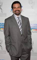 Ricardo Antonio Chavira Height: How Tall Is Ricardo Antonio Chavira?
