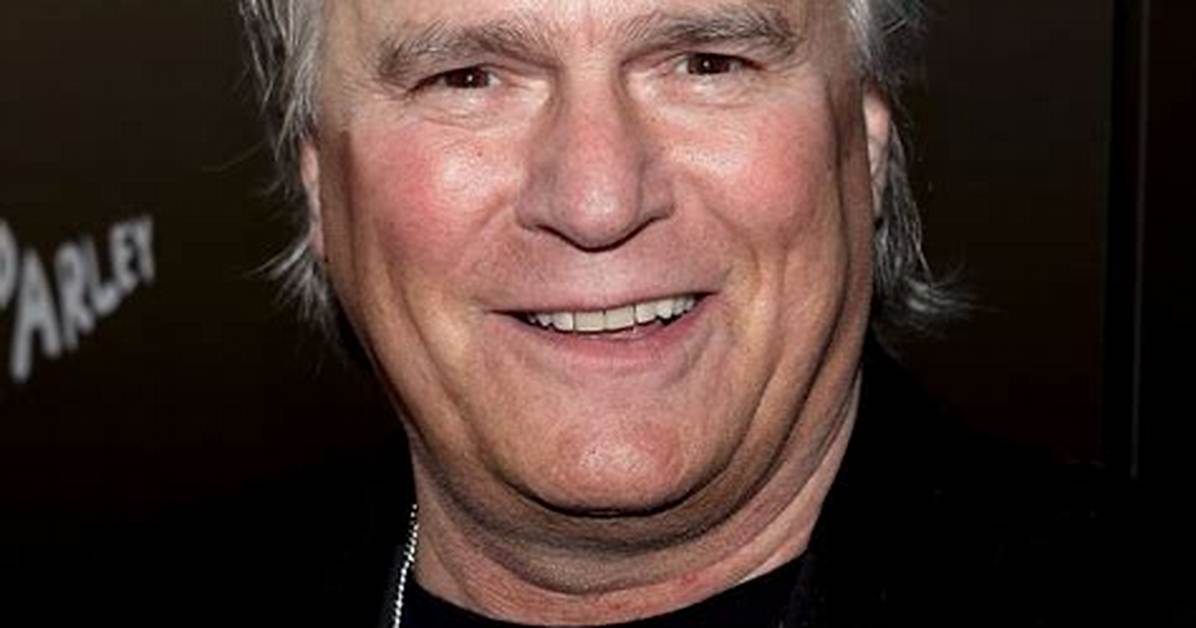 Richard Dean Anderson’s Net Worth, Age, Height, Weight, Girlfriend, Dating, Bio-Wiki