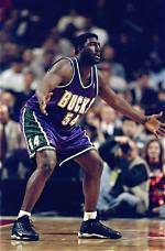 Robert ‘Tractor’ Traylor Net Worth, Income, Salary, Earnings, Biography