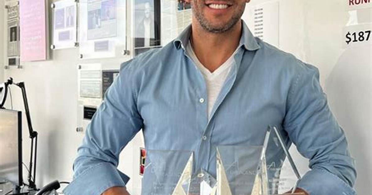 Santiago Arana from Buying Beverly Hills: Net Worth, Age, Wikipedia, Birthday & Instagram of the Real-Estate Agent!