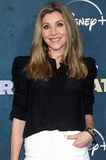 Sarah Chalke Looked Unrecognizably Skinny in Firefly Lane as the Actress Looks Youthful Than Ever