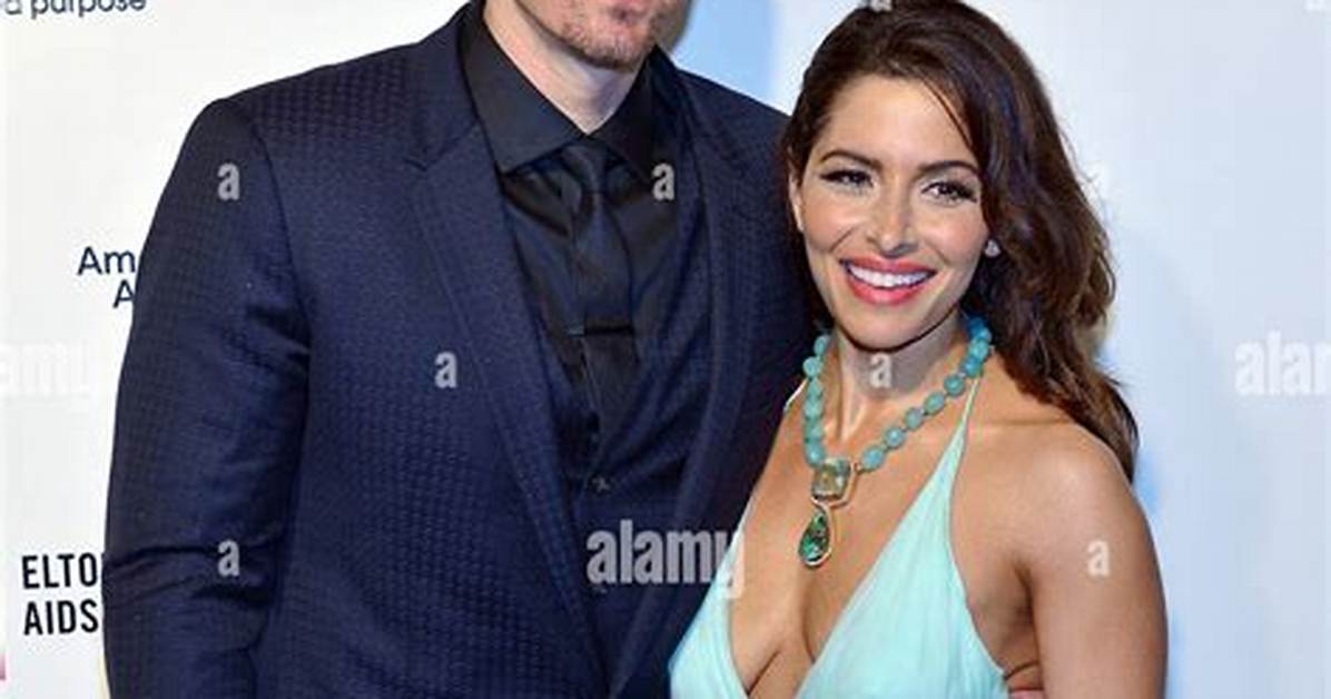 Sarah Shahi Biography, Age, Height, Husband, Family, Net Worth, Movies and Tv Shows