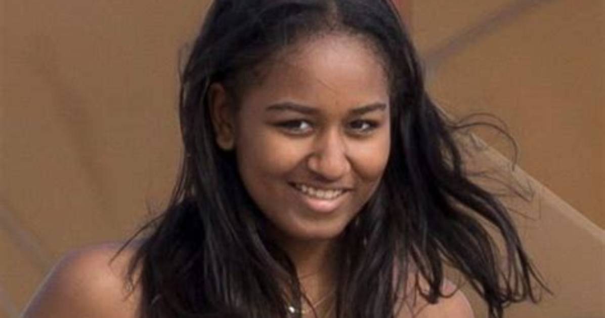 Sasha Obama – Bio, Facts, Wiki, Net Worth, Age, Height, Family, Affair, Ethnicity, Nationality, Malia, Obama Daughters, College, Boyfriend, Prom Date
