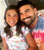 Scarlett Estevez Bio, Age, Parents, Birthday, Height, Movies, Aunt, Net Worth, Emilio Estevez