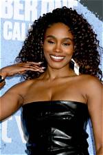 Shannon Thornton Age: 10 Facts You Should Know About