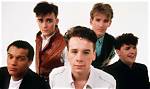 Simple Minds’s East at Easter Lyrics