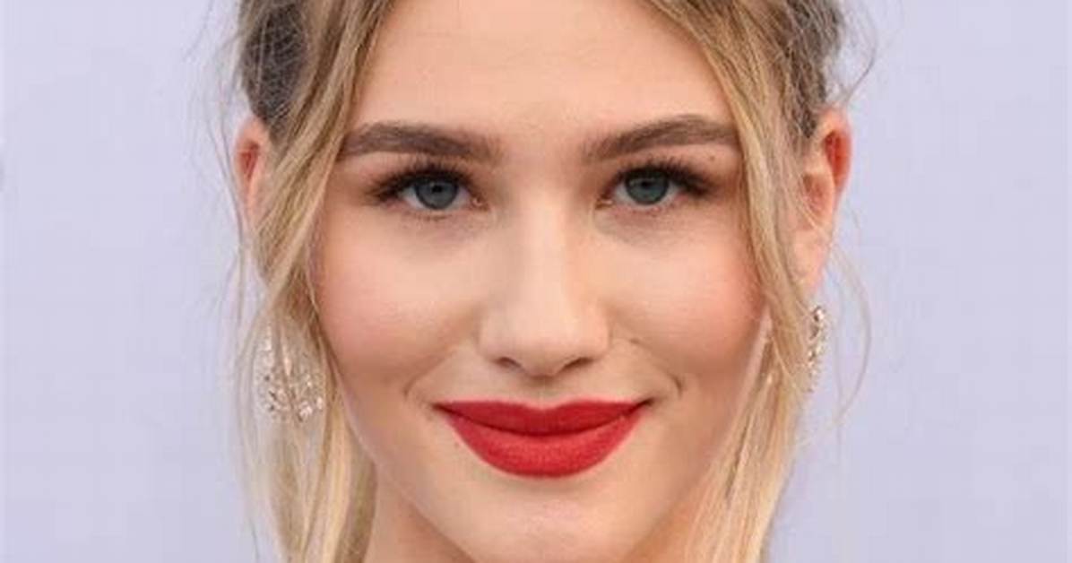 Sofia Hublitz (Actress) Net Worth, Biography, Wiki, Age, Boyfriend, Dating, Career, Facts