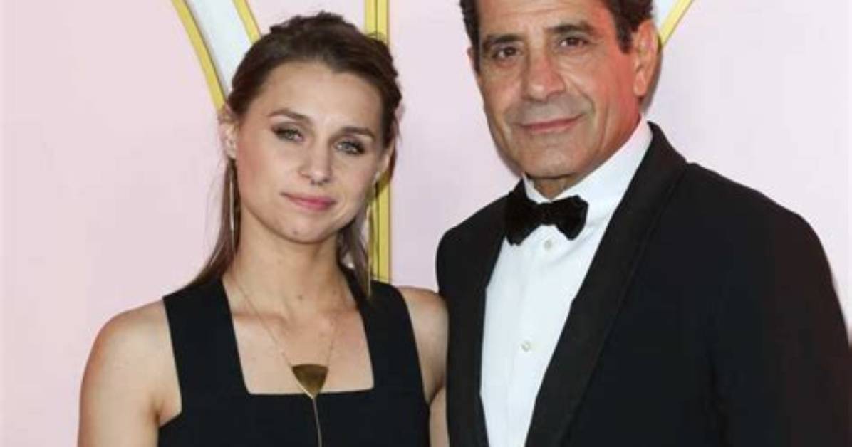 Sophie Shalhoub (Tony Shalhoub Daughter) Wiki, Biography, Age, Height, Weight, Boyfriend, Net Worth