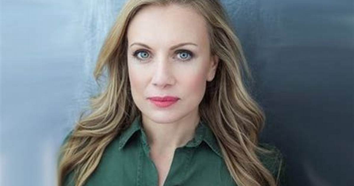 Stephanie Quayle Wiki, Bio, Age, Height, Married, Songs and Net Worth
