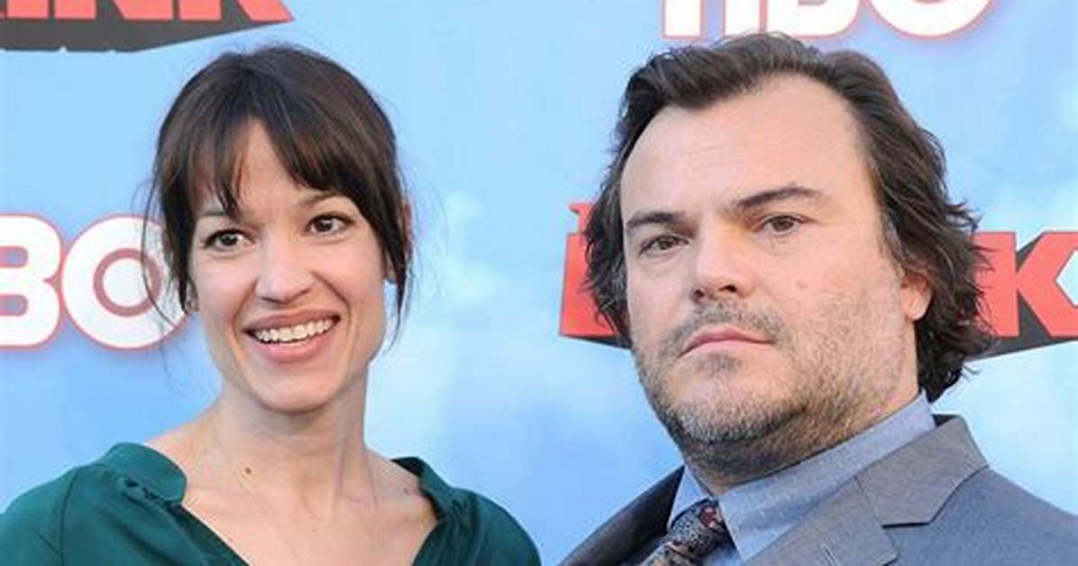 Tanya Haden: Husband, Net Worth, Tattoos, Smoking & Body Measurements