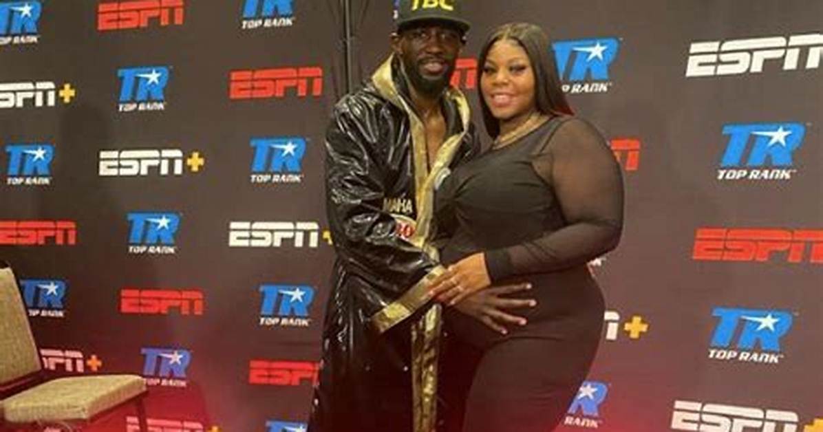 Terence Crawford Is Not Married to Wife. Dating Girlfriend: Alindra Person. 6 Kids.