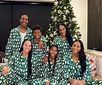 Tj Houshmandzadeh and His Wife Kaci Houshmandzadeh Have Four Children