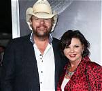Toby Keith Bio, Net Worth, Wife, Family, Age, Facts, Songs, Height