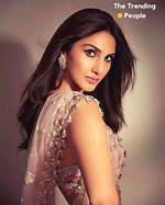 Vaani Kapoor Wiki, Age, Boyfriend, Family, Biography & More