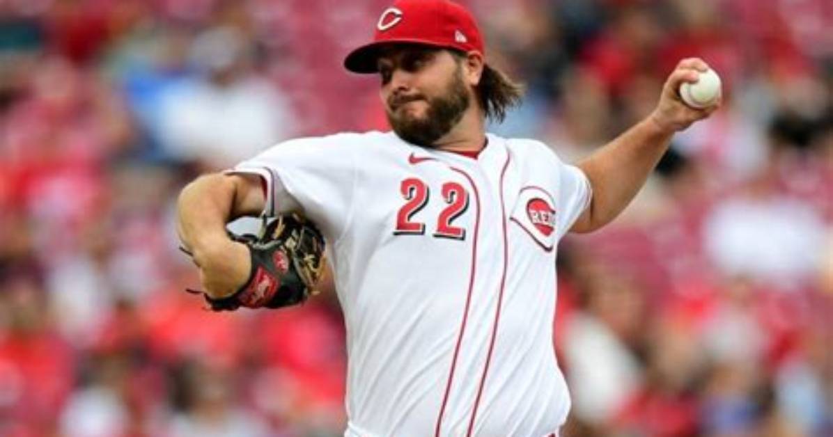Wade Miley Contract, Salary, Net Worth, Is Wade Miley Hurt? Where Did Wade Miley Go to College?