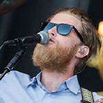 Wesley Schultz Bio, Wiki, Age, Height, Wife, Son, Family, the Lumineers, Guitar, and Net Worth.