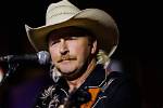What Happened to Alan Jackson? All About the Country Star’s Hospitalized News