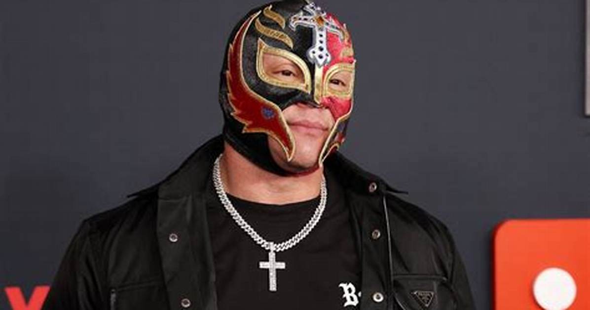 What Happened to Rey Mysterio Face? Find His Photos of the Wrestler Without Mask