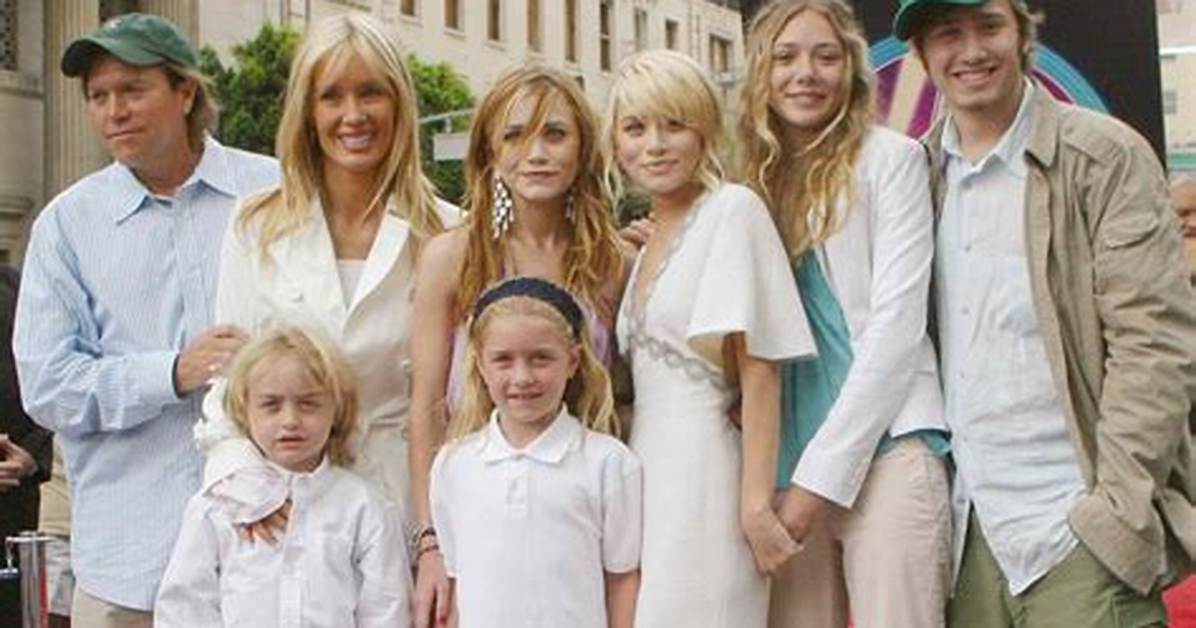 Who Are Elizabeth Olsen Siblings? Meet Mary-Kate, Ashley, Jake and Trent Olsen