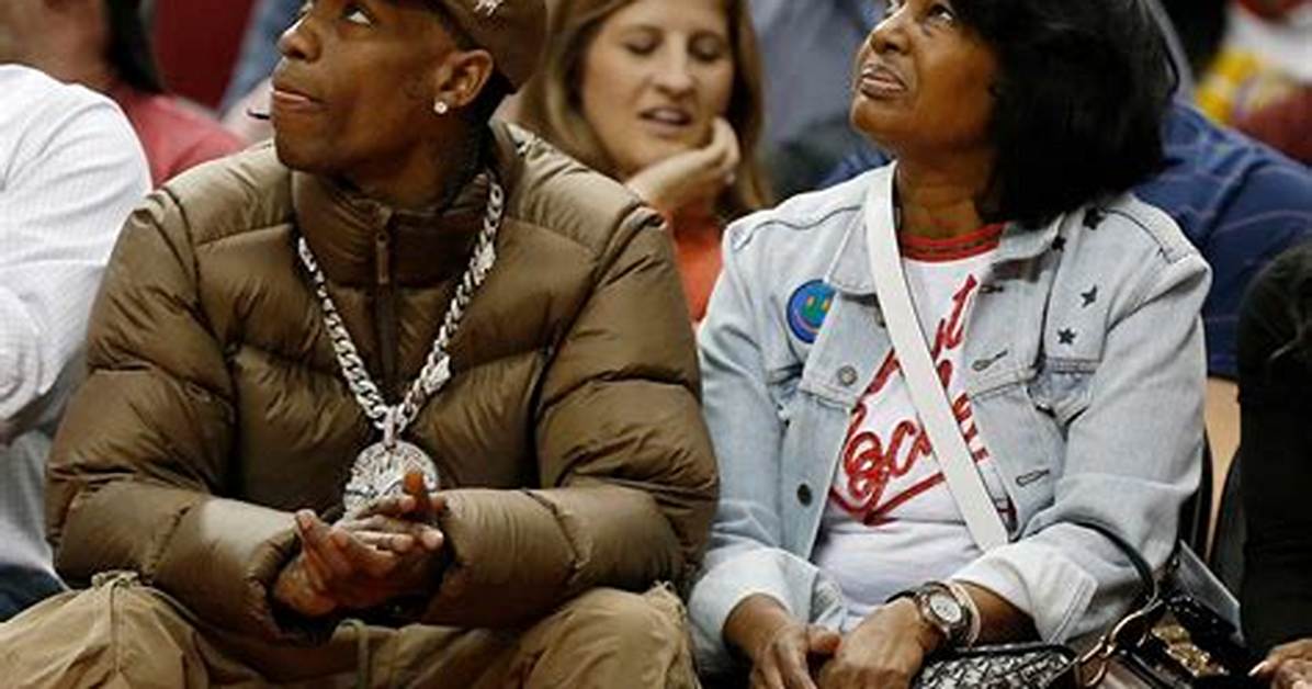 Who Are Travis Scott Parents? Travis Scott Biography, Parents Name and More