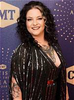 Who Is Ashley Mcbryde, Is She Married and Who Is the Husband?