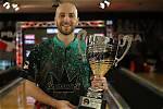 Who Is Bowler Graham Fach? Wikipedia and Age, Does He Have a Wife?