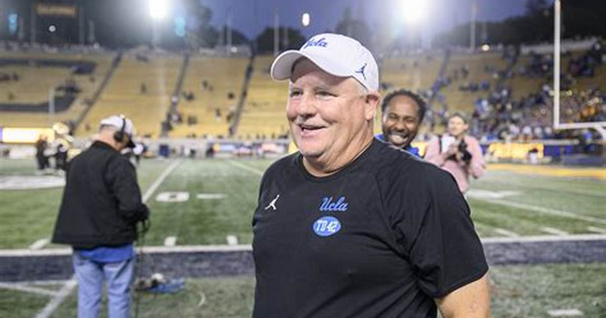 Who Is Chip Kelly – American Football Coach, Where Is He Now?