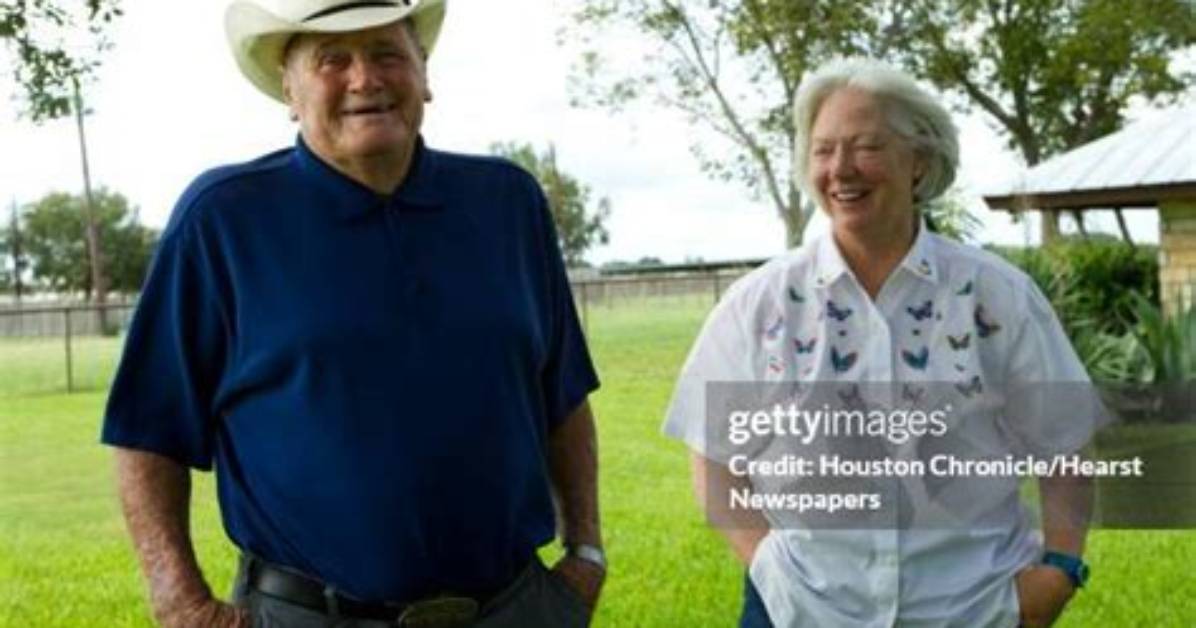 Who Is Debbie Phillips? Bum Phillips Wife – Age Wiki – Everything to Know