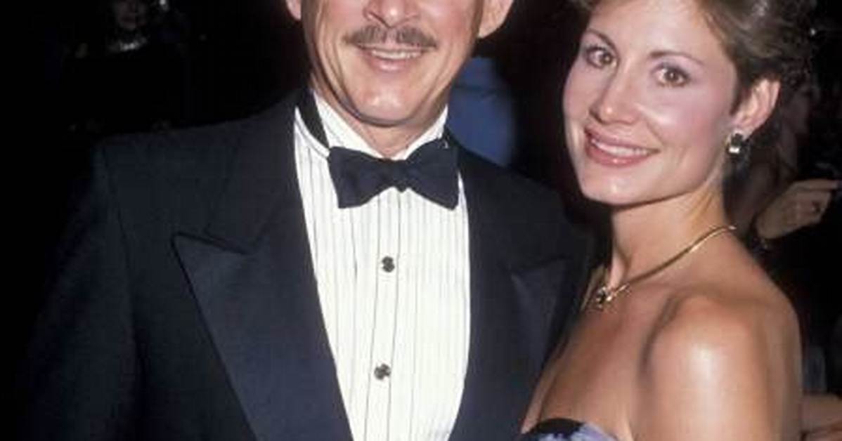 Who Is Dick Smothers Second Wife, Lorraine Martin?