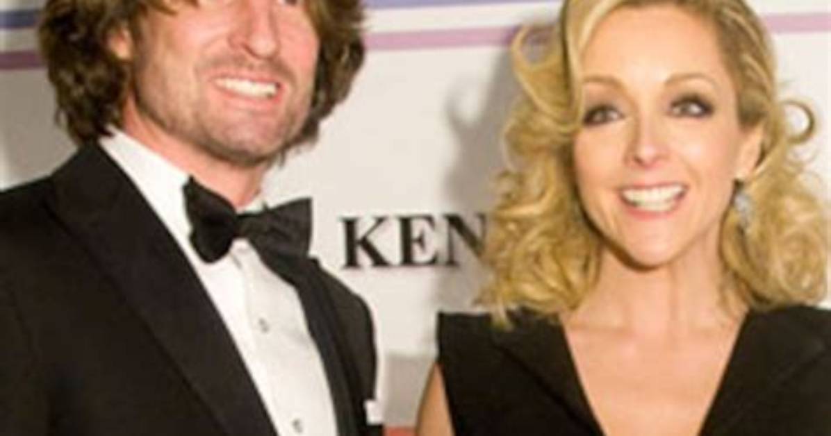 Who Is Jane Krakowski’s Husband, Robert Godley? Age Difference Explored
