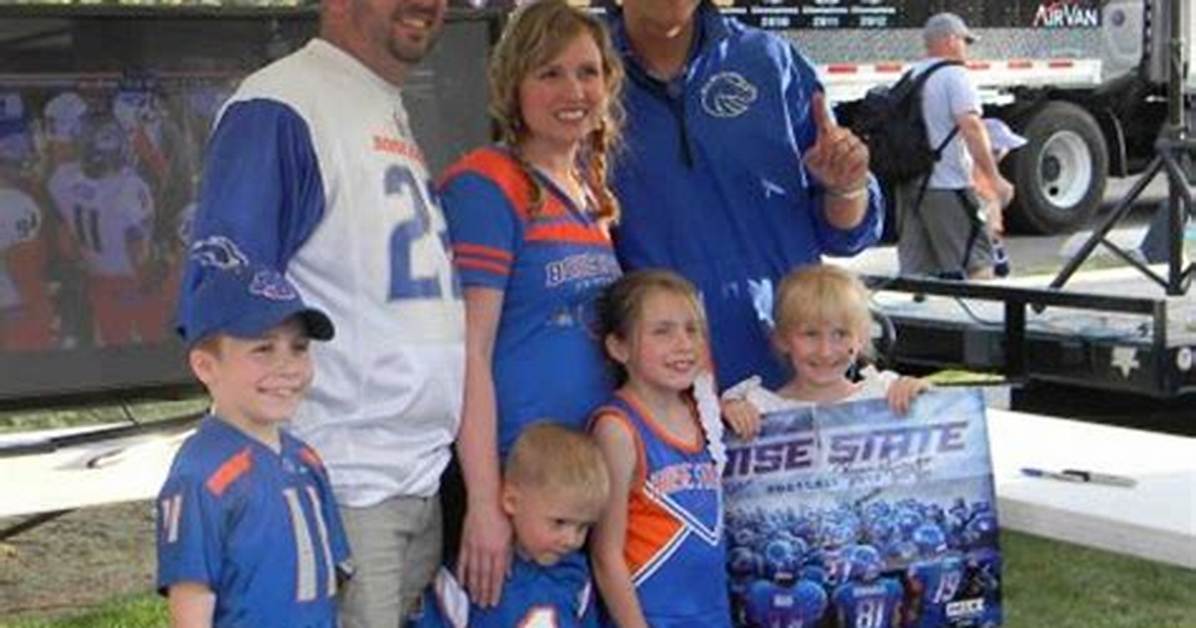 Who Is Kes Harsin? Bryan Harsin Family and Daughter Name, Did He Cheat with His Assistant?