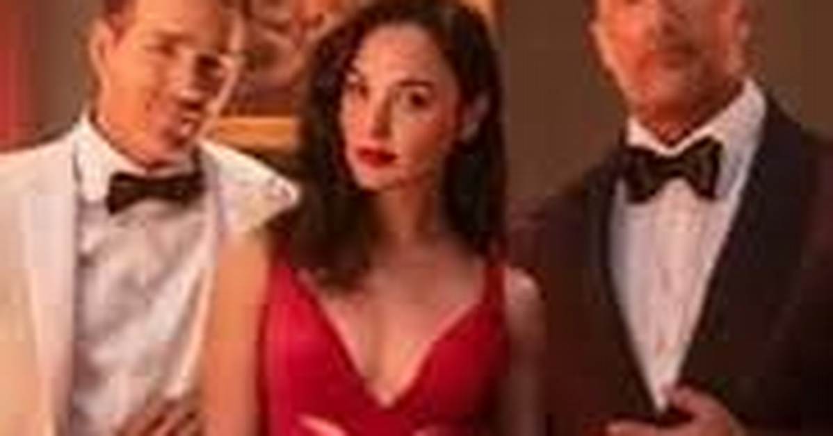 Who Is Melissa Kennemore from ‘Red Notice’ Netflix? Meet the Actress on Instagram