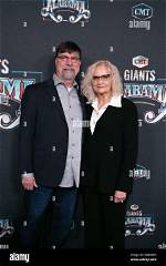 Who Is Musician Teddy Gentry Wife Linda Gentry and What's Their Net Worth?