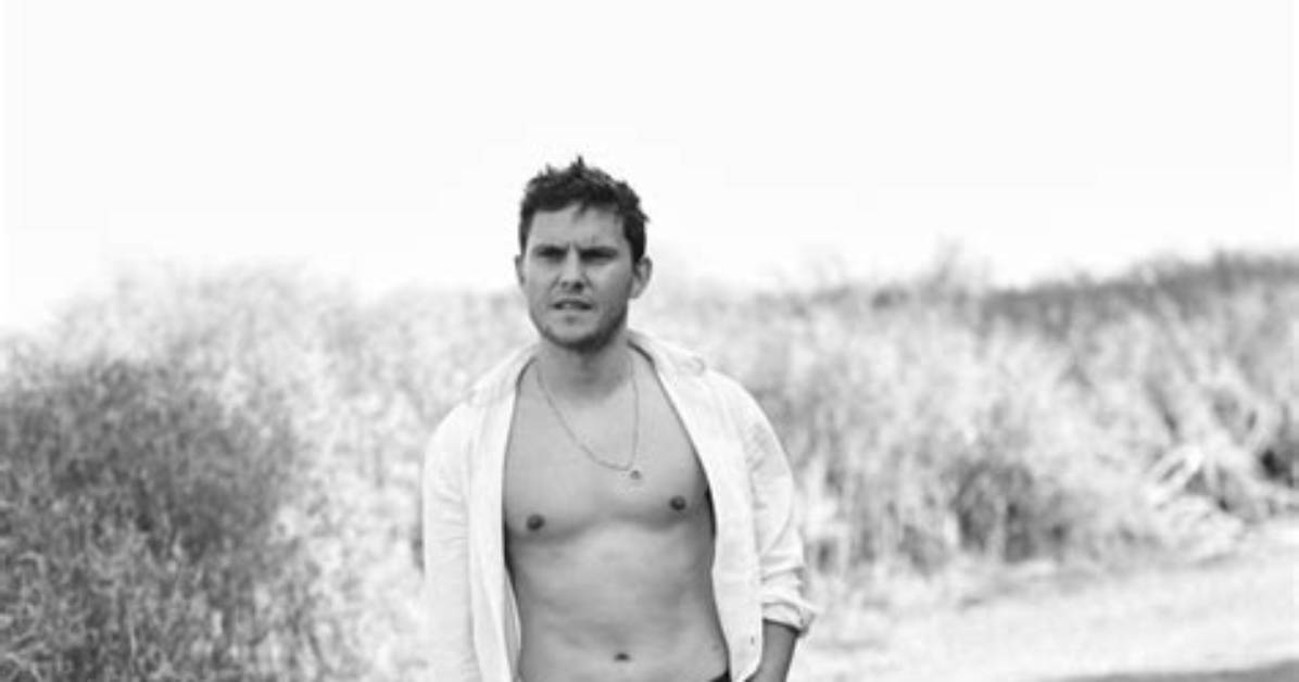 Who Is Oliver Coopersmith? Details to Know About the Actor