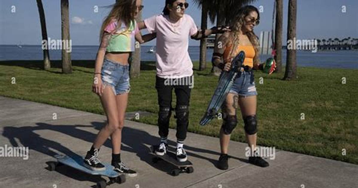 Who Is Olivia Mullins from Tampa Baes? Everything to Know About the Bartender