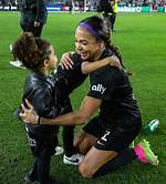 Who Is Sydney Leroux Dating Now