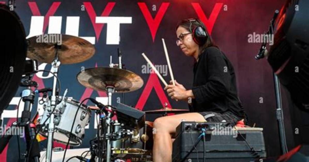 Who Is Teresa Esguerra from Built to Spill? Drummer Age and Facts to Know