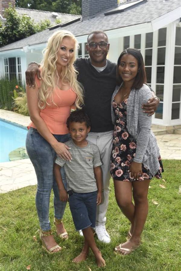 Who Is Tommy Davidson’s Wife, Amanda Moore? Here’s a Look at Their Relationship