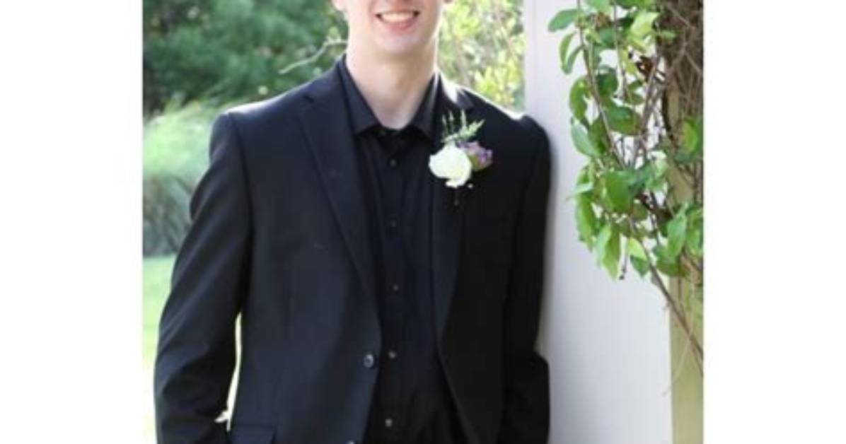 Who Was Grant Blodgett from Woodlands, Texas? 17 Year's Old Dies Young Making Parents Heartbroken