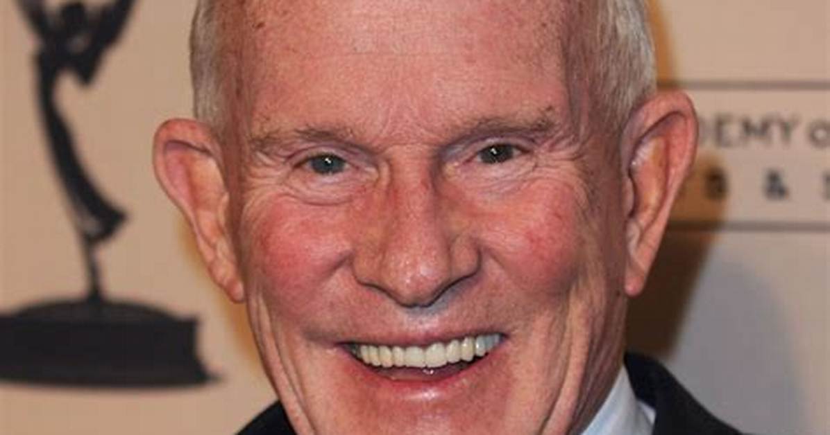 Who Was Tom Smothers? One Half of the Smothers Brothers Dead at 86
