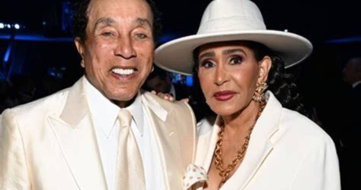 Why Did Youtuber Smokey Glow and Her Husband Charles Tobias Get Divorced?