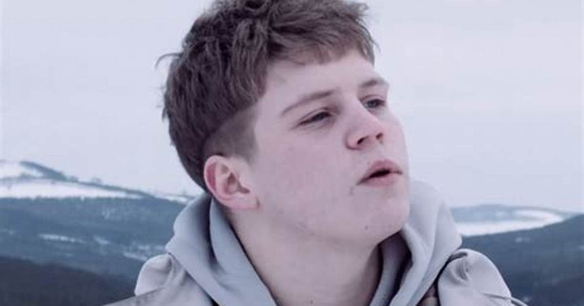Yung Lean: Dating, Net Worth, Tattoos, Smoking & Body Facts