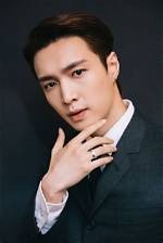 Zhang Yixing (Lay) Height, Weight, Age, Wiki, Biography, Net Worth